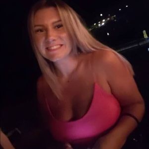 Meet your Posher, Cassie